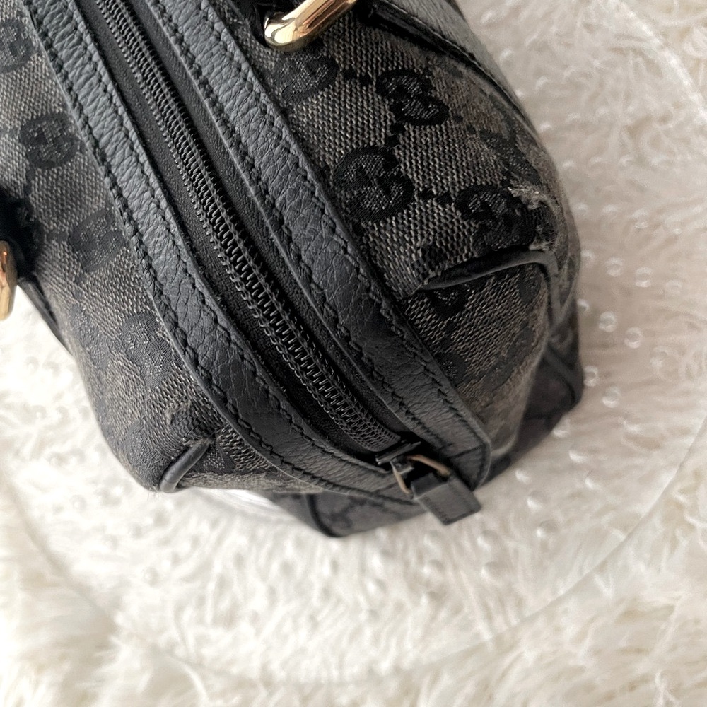 GUCCI GG Shoulder Bag - Picture 9 of 16